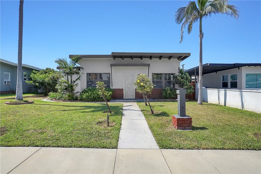 Property photo for 806 W 132nd, Gardena, CA