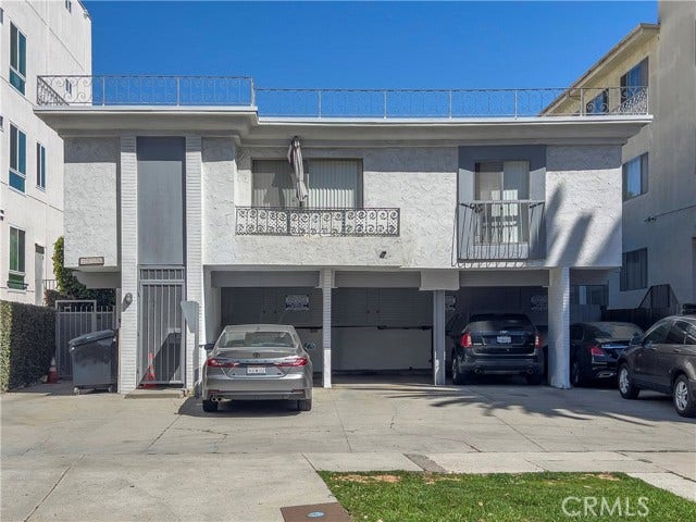 Property photo for 2036 S Bentley, Los Angeles, CA