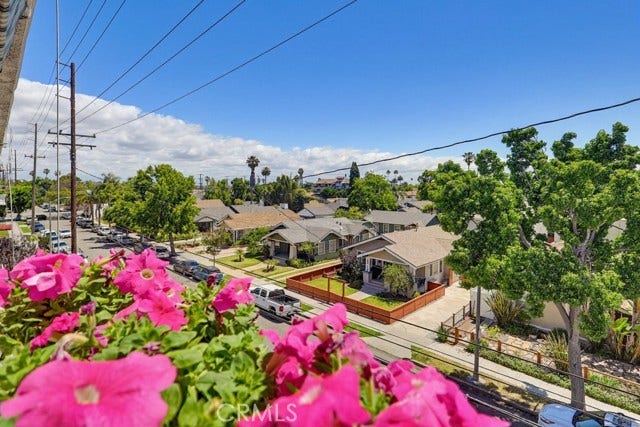 Property photo for 363 Newport AVE, #302, Long Beach, CA