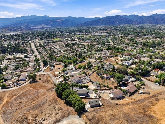 19015 Envoy, Corona, CA 92881