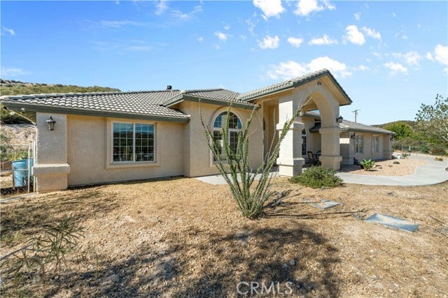 3950 Coriander Drive, Hesperia, CA 92345