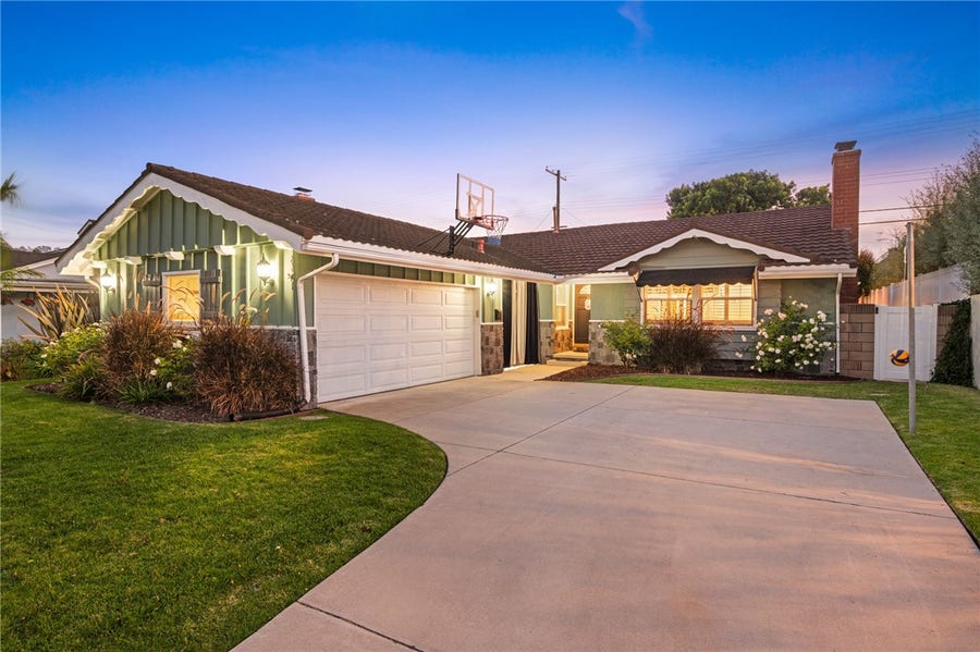 Property photo for 23501 Ladeene AVE, Torrance, CA
