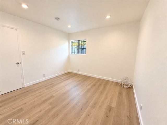 6207 Crenshaw, Los Angeles, CA 90043