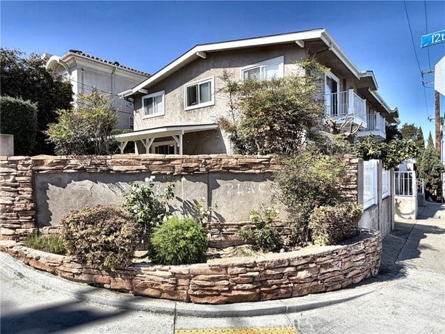 Property photo for 1467 12th ST, Manhattan Beach, CA