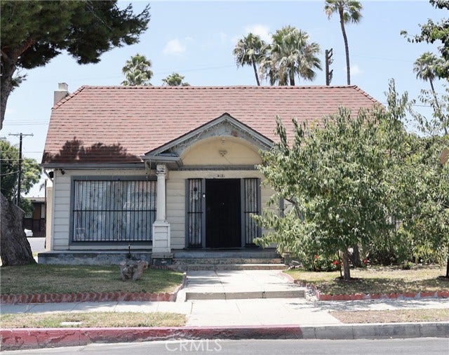 Property photo for 4131 S Hobart BLVD, Los Angeles, CA