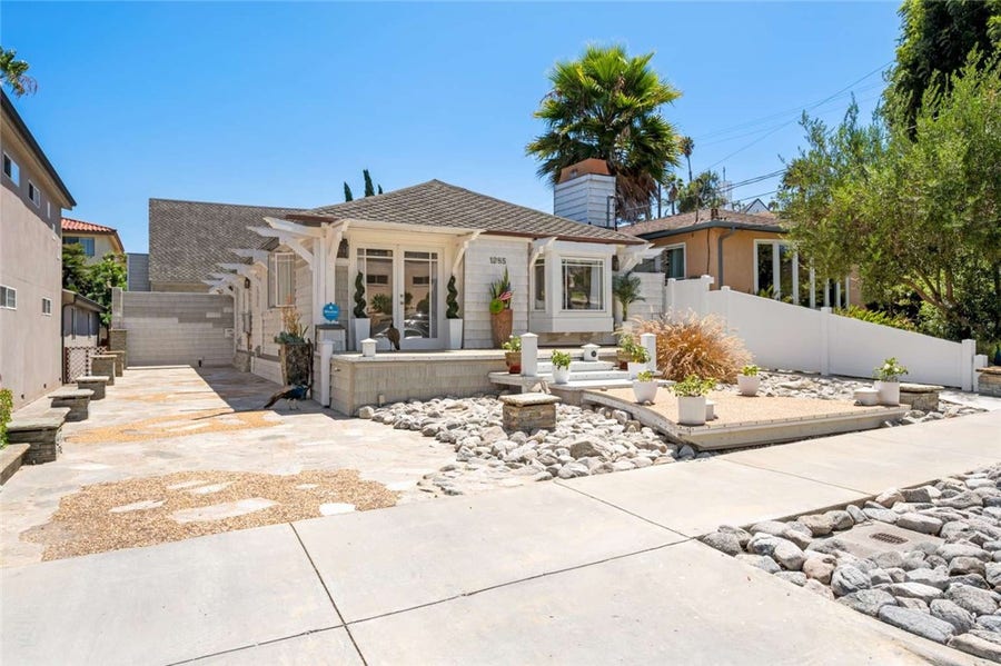 Property photo for 1285 W 23rd ST, San Pedro, CA