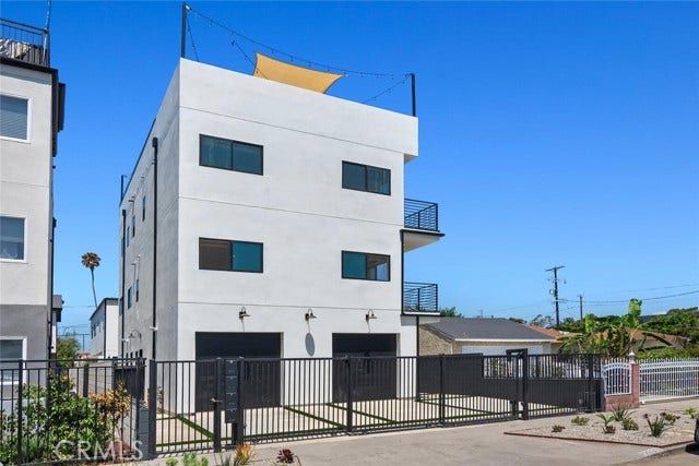 Property photo for 2633 S Cochran, Los Angeles, CA