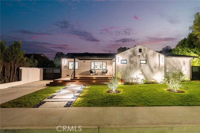Property photo for 2543 Colby, Los Angeles, CA