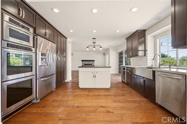 24813 Sagecrest, Stevenson Ranch, CA 91381 24813 Sagecrest, Stevenson Ranch, CA 91381