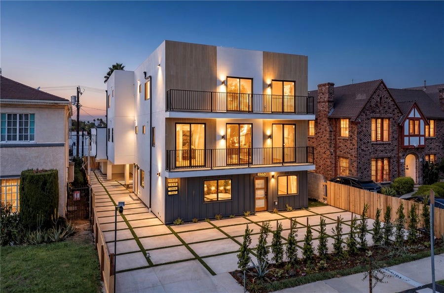 Property photo for 1261 S Longwood AVE, #4, Los Angeles, CA