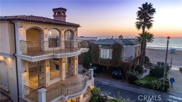 Property photo for 116 4th Street, Manhattan Beach, CA