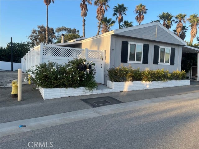 Property photo for 6233 E Sea Breeze DR, #17, Long Beach, CA