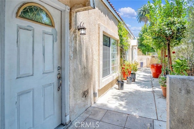 Property photo for 7275 Fountain AVE, Los Angeles, CA