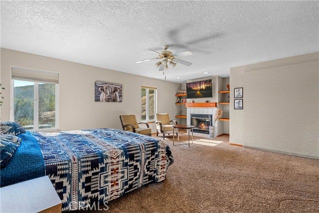 3950 Coriander Drive, Hesperia, CA 92345