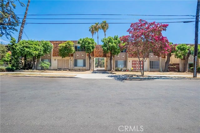 Property photo for 218 Thorne, Los Angeles, CA