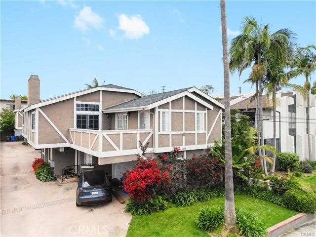 Property photo for 2110 Rockefeller LN, #2, Redondo Beach, CA
