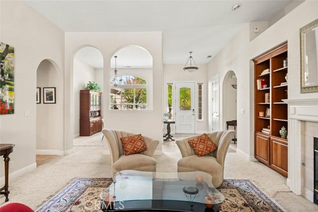 1 London CT, Chico, CA 95973