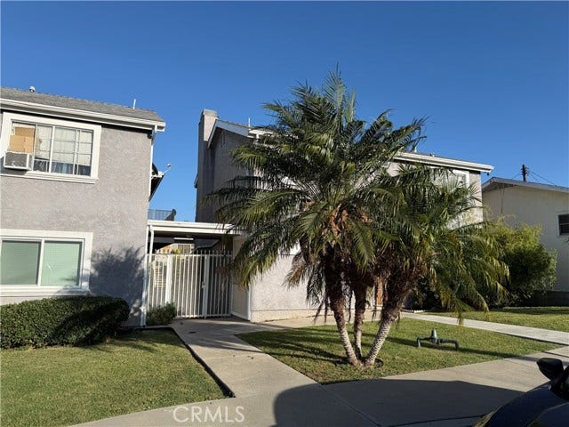 Property photo for 136 N Marshall CT, #2, San Pedro, CA