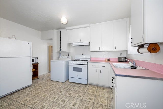 824 E I ST, Ontario, CA 91764