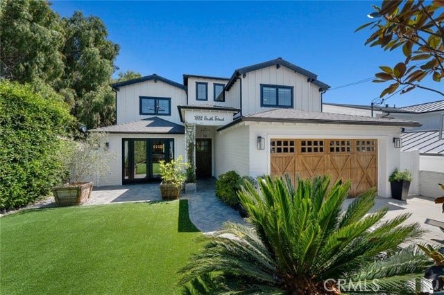 Property photo for 1852 6th ST, Manhattan Beach, CA