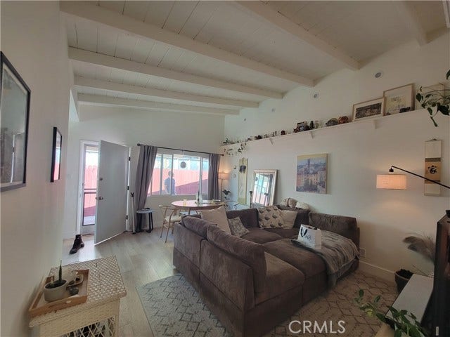 4232 Mclaughlin, Los Angeles, CA 90066 4232 Mclaughlin, Los Angeles, CA 90066