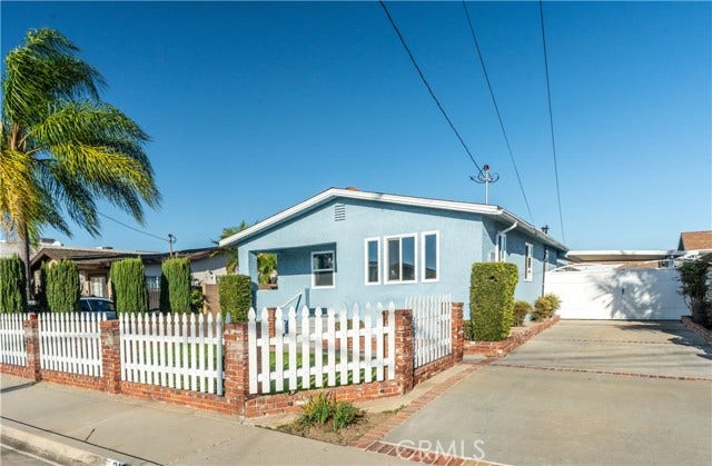 Property photo for 21726 Dolores ST, Carson, CA
