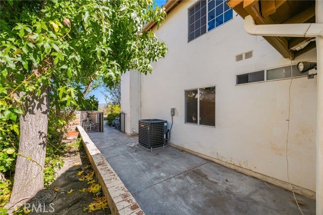 24813 Sagecrest, Stevenson Ranch, CA 91381 24813 Sagecrest, Stevenson Ranch, CA 91381