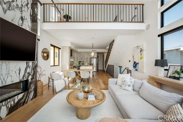 Property photo for 1743 Van Horne LN, Redondo Beach, CA