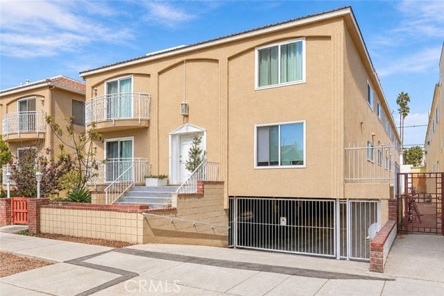 Property photo for 933 11th ST, #9, Santa Monica, CA