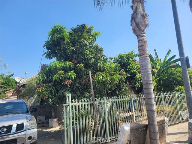 Property photo for 1123 E 57th, Los Angeles, CA