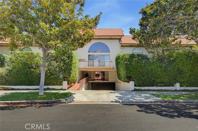 Property photo for 1850 Midvale AVE, #13, Los Angeles, CA