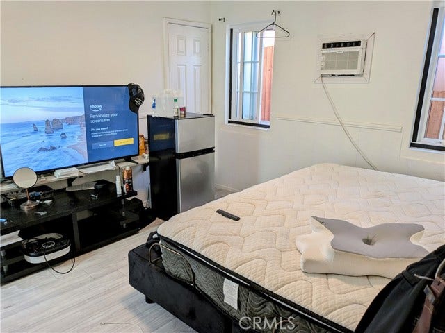 1001 N Mariposa, Los Angeles, CA 90029