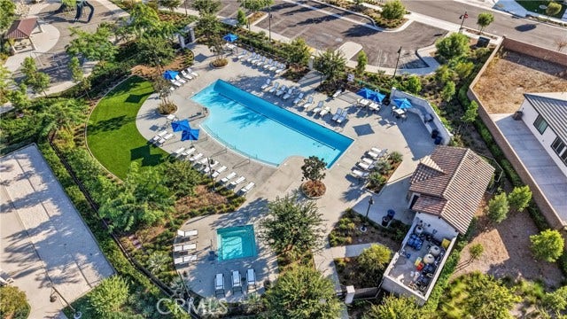 Pool, spa and clubhouse