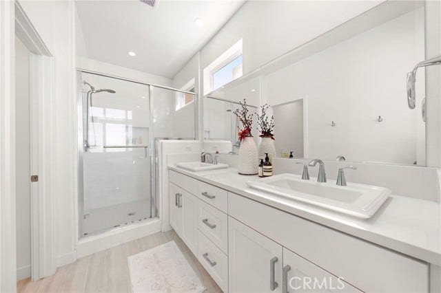 253 Waypoint, Tustin, CA 92782