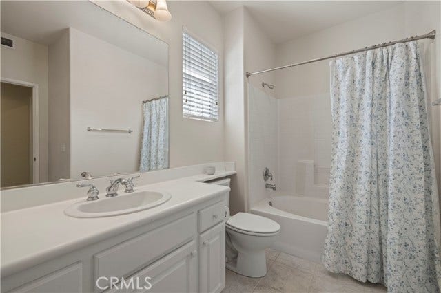 28157 Ashbrook, Valencia, CA 91354