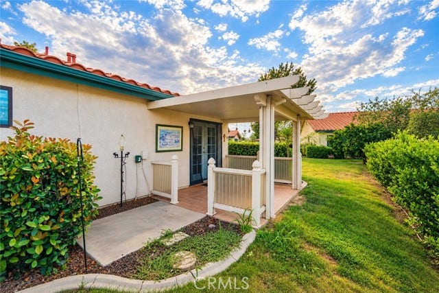 1060 Clubhouse, Hemet, CA 92545 1060 Clubhouse, Hemet, CA 92545