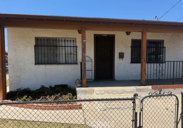 Property photo for 398 W 11th ST, San Pedro, CA