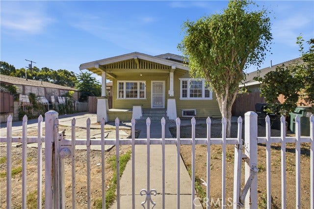 1836 E 71st, Los Angeles, CA 90001