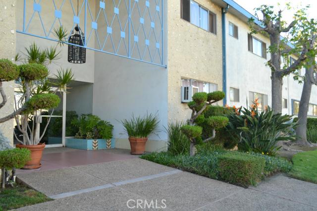 Property photo for 15549 S Budlong Place S, #4, Gardena, CA