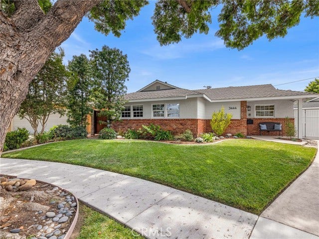 Property photo for 3444 Knoxville AVE, Long Beach, CA