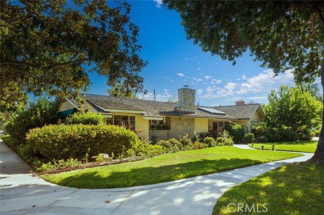 Property photo for 5420 E El Jardin ST, Long Beach, CA