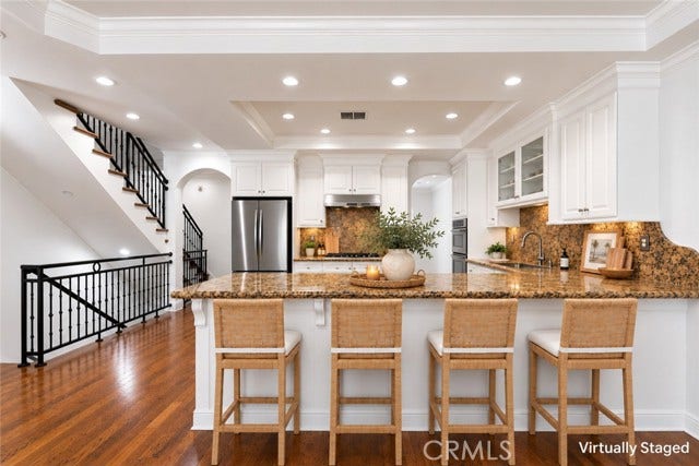 Property photo for 1551 Artesia BLVD, #4, Manhattan Beach, CA