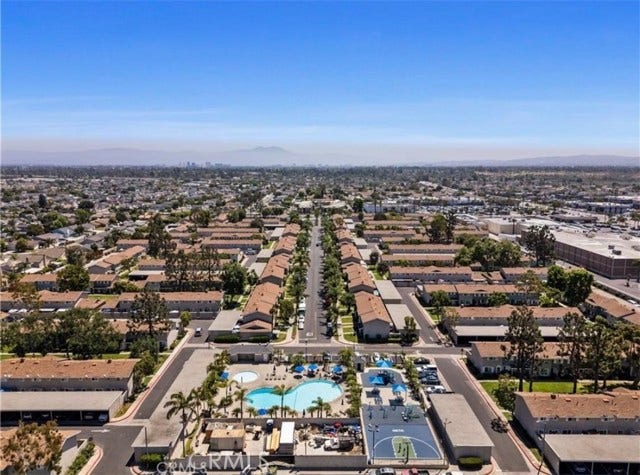 9867 Continental, Huntington Beach, CA 92646