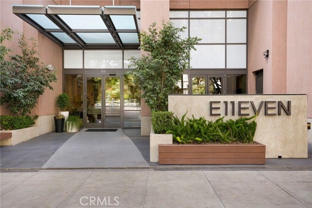 Property photo for 1111 S Grand AVE, #1102, Los Angeles, CA