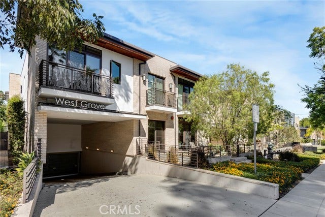 125 Hurlbut ST, #202, Pasadena, CA 91105