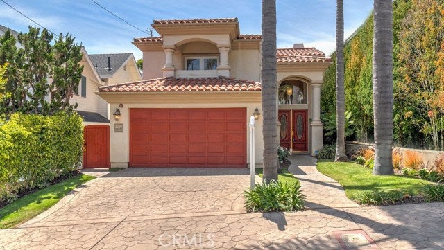 Property photo for 2009 Elm Avenue, Manhattan Beach, CA