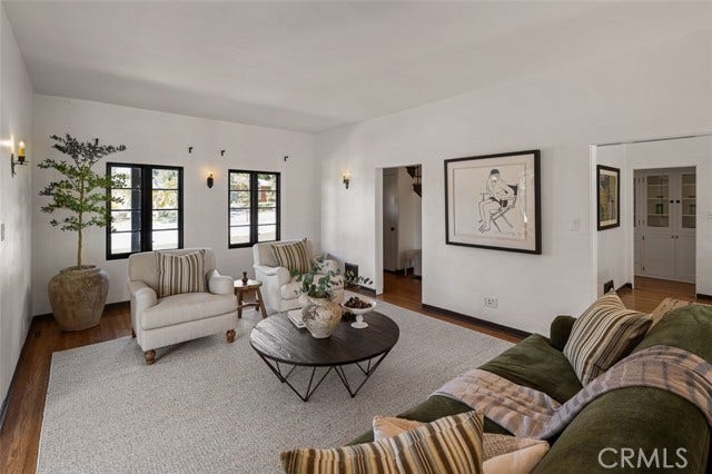 2098 Roosevelt, Altadena, CA 91001
