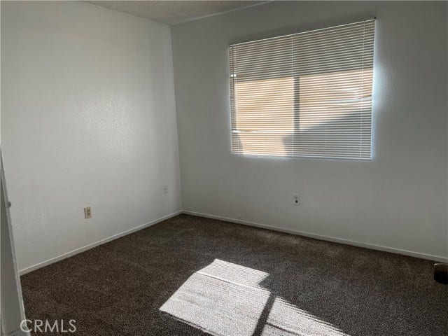 6109 S H ST, Bakersfield, CA 93304