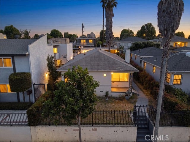 Property photo for 1936 20th, Santa Monica, CA