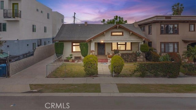 Property photo for 872 W 47th ST, Los Angeles, CA
